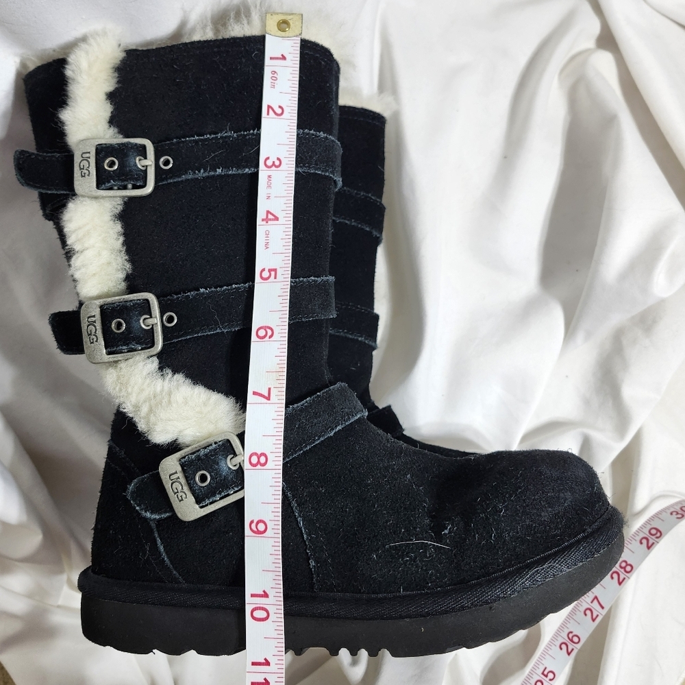 Ugg Maddi Black Leather Boots Size 2 - Picture 11 of 13